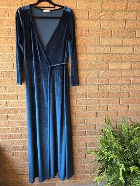 BALTIC BORN Teal Velvet Long Sleeve Wrap Maxi Dress 🌟